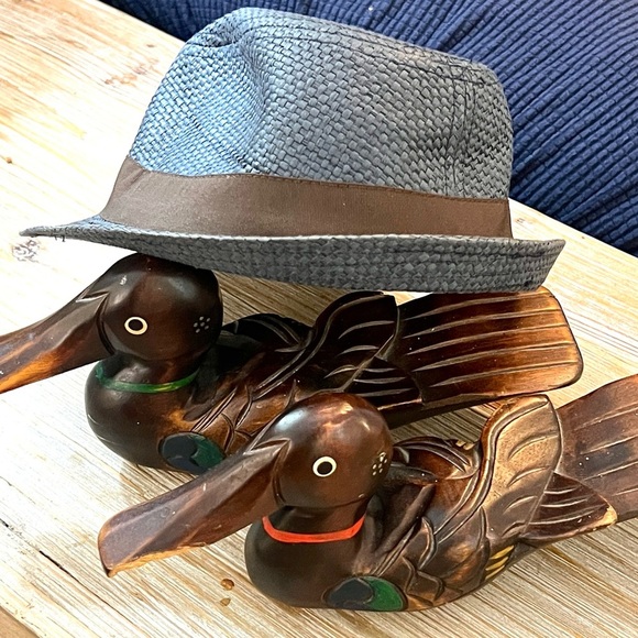 Banana Republic, Fedora Women's Straw Look 100% Paper Hat S-M, Adorable! - Picture 2 of 9